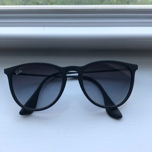Ray Ban Erika Classic sunglasses